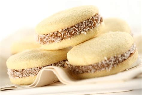 Repaginando receitas de grandes mestres da TV: Alfajores Argentinos