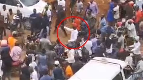 Bobi Wine stages dramatic ‘escape’ from police who laid siege on his home – VIDEO – Nairobi News