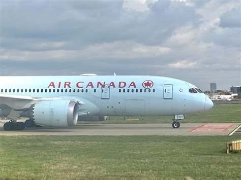 Air Canada Launches Seasonal Montreal-Amsterdam Service