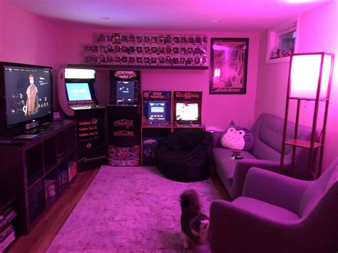 My game room : r/CozyPlaces