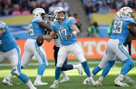 Photos: Chargers vs. Tennessee Titans from London – Orange County Register