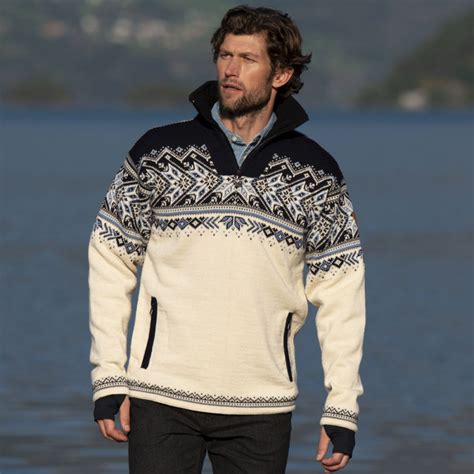 VAIL MASCULINE WEATHER PROOF SWEATER DALE OF NORWAY