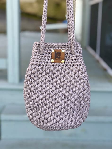 KCA Crochet Shoulder Bag Pattern - KnitcroAddict