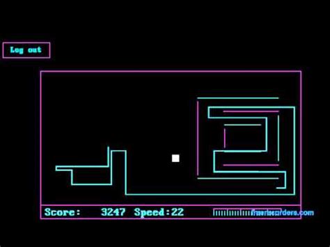 Perfect Snake Game - retro style - YouTube