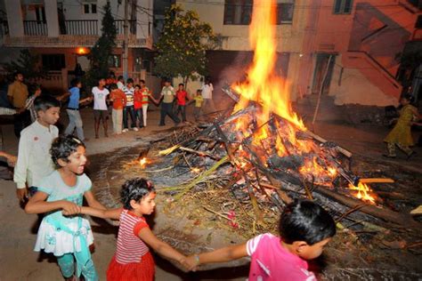 Bhogi, the great fire! – Padhaaro Blog