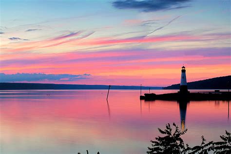 Sunset On Cayuga Lake Ithaca New York Photograph by Paul Ge