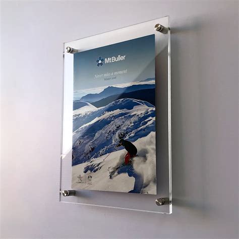 Wall-Mounted Acrylic Picture Frames - JY Display And Signs - Blog