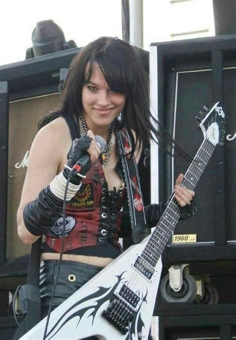 Lizzy hale | Lzzy hale, Halestorm, Heavy metal music