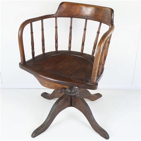 Vintage Oak Captains Chair - Lot 1028714 | ALLBIDS