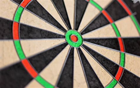 What Is A Bristle Dartboard? - The Right Dart