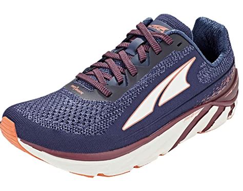 ALTRA Torin 4 Plush Road Running Shoe Review | WalkJogRun