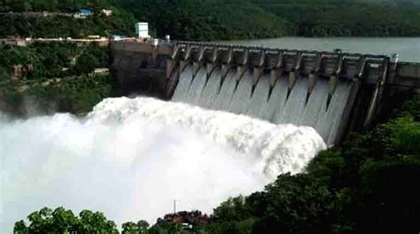 12 crest gates of the Tungabhadra reservoir lifted