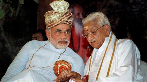 VHP President Ashok Singhal Passes Away - The Quint