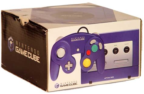 #Nintendo's #GameCube ditched ROM carts for 8cm miniDVD optical discs | images