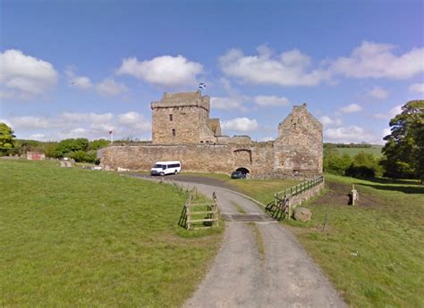 Balgonie Castle - Outlander Locations