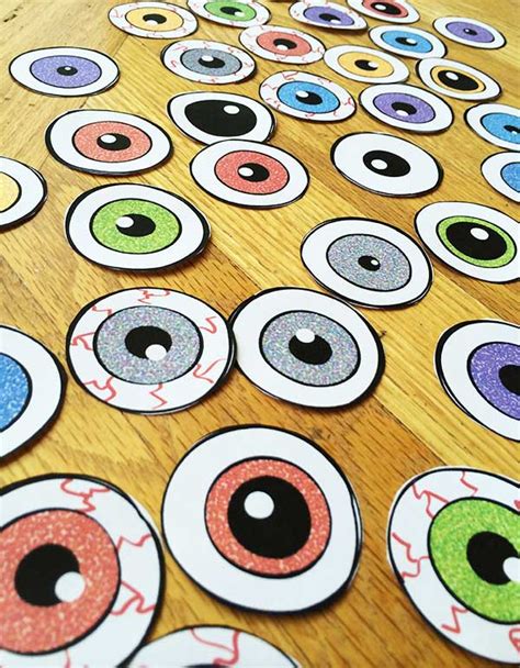 Halloween Eyeball Printable Art and Decor Ideas - 100 Directions