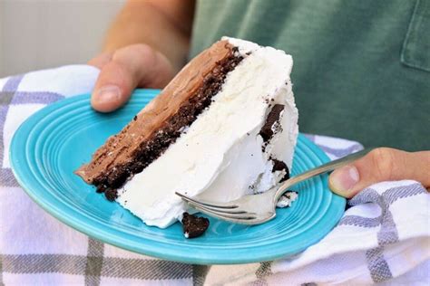 Copycat Dairy Queen Ice Cream Cake – The Fountain Avenue Kitchen