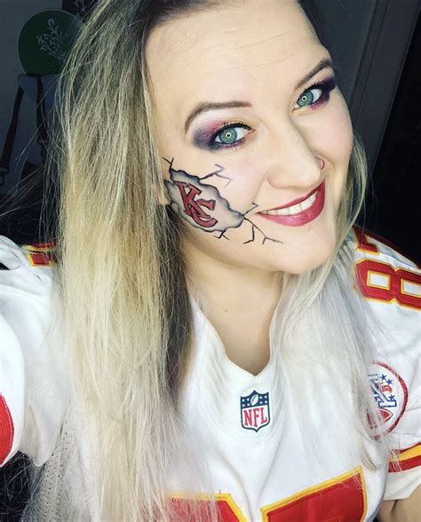 KC Chiefs makeup | Football makeup, Makeup, Day makeup