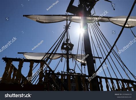 Mast Pirate Ship Stock Photo 2155626173 | Shutterstock