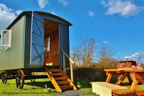 Dorset Country Holidays Glamping – UK Glamping Holidays