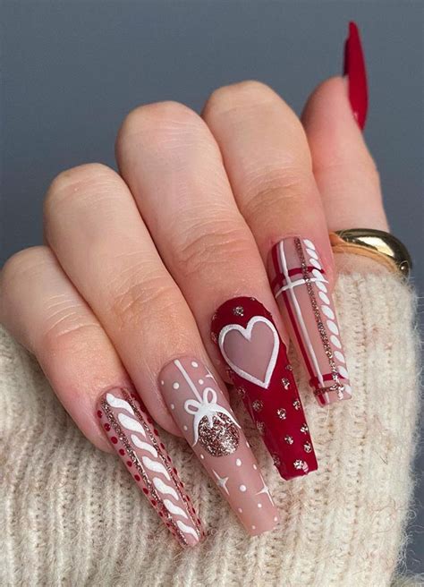 Cute Winter and Christmas Nail Ideas : Part I I Take You | Wedding ...