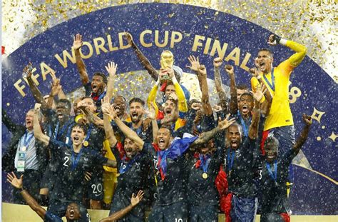 2018 FIFA World Cup Final - France wins for Second Time in History with 4-2 Win versus Croatia ...