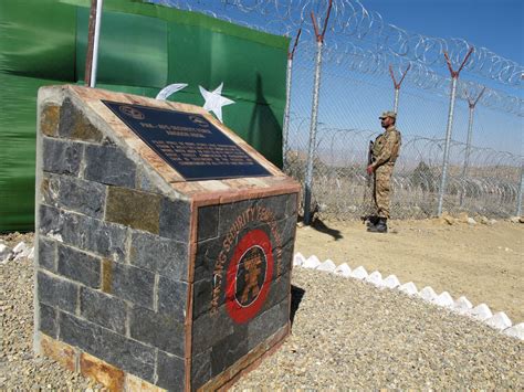 Pakistan says fence on Afghan border will reduce attacks - The Garden ...