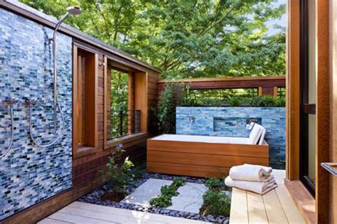 15 Beautiful Outdoor Home Spa Design Ideas