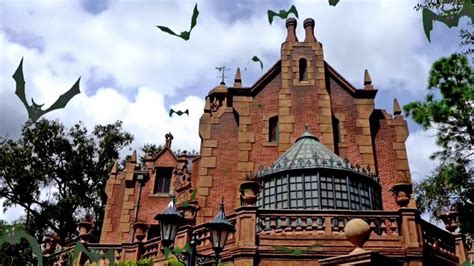 The Haunted Mansion Area Loop - Walt Disney World - YouTube