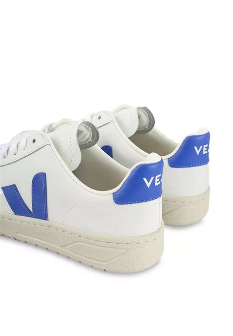 Buy Veja V-12 Leather Sneakers 2024 Online | ZALORA Philippines