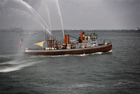 Hudson River Fireboat | New York City, New York | Flickr