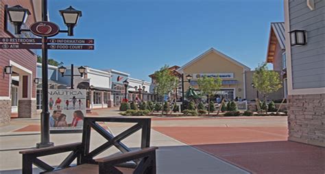 Merrimack Premium Outlets | Merrimack, NH - visitorfun.com