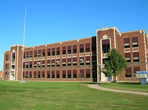 Warren Consolidated High School (1932)--Tiltonsville, Ohio… | Flickr