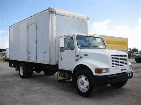 2000 International 4700 (For Sale) | Box Truck | #M4271