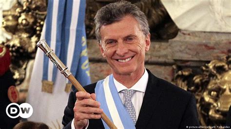 Argentine president denies hiding assets – DW – 04/08/2016