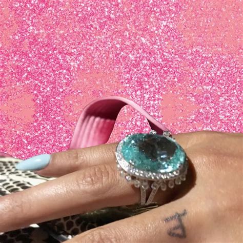 Did Beyoncé Just Ink Over Her and Jay-Z's Matching Tattoo? See the ...