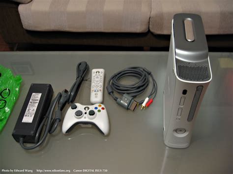 Xbox 360 Console & Accessories | Edward Wang | Flickr