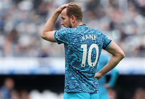 Report provides Harry Kane transfer update - Man United are wary of Spurs - Spurs Web