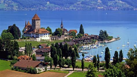 Spiez, Switzerland: - Tourist Resorts