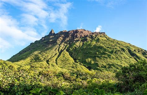 Day 24 -The High Points of every country Guadeloupe: La Grande Soufrière 1,467 m (4,813 ft) : r ...