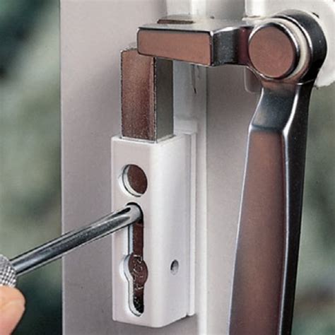 Ingersoll CM67K Casement Metal Window Lock