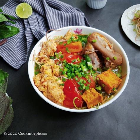 Vietnamese Authentic Bun Rieu Cua | Recipe | Bún riêu, Traditional food ...