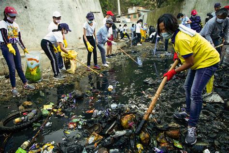 Lahug river clean-up | ABS-CBN News