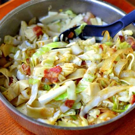 Haluski (Bacon Cabbage and Noodles) | Small Town Woman