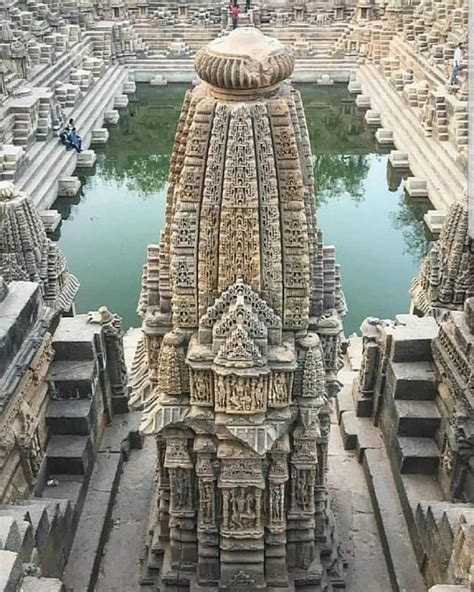 Behold the beautiful and exquisite Temple of the Sun in Modhera, India. This ancien… | Ancient ...