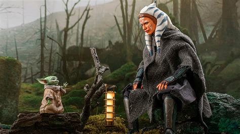 ‘Star Wars: The Mandalorian’ Ahsoka Tano and Grogu Hot Toys Figures ...