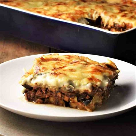 Vegetarian Moussaka (Mushrooms and Lentils) - Everyday Healthy Recipes