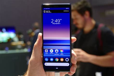 Sony Xperia 5 Hands-on Review: Compact, But Far From A Winner | Digital ...