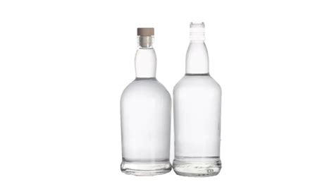 Custom liquor bottle 750 ml 700 ml vodka bottle supplier