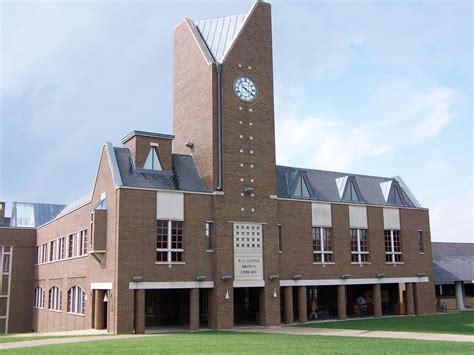 Bellarmine University - Unigo.com